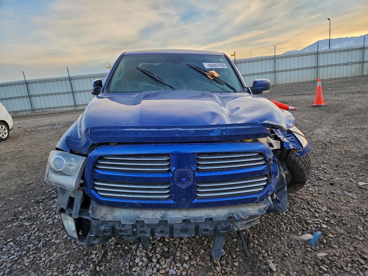 2015 RAM 1500 SPORT photo 5