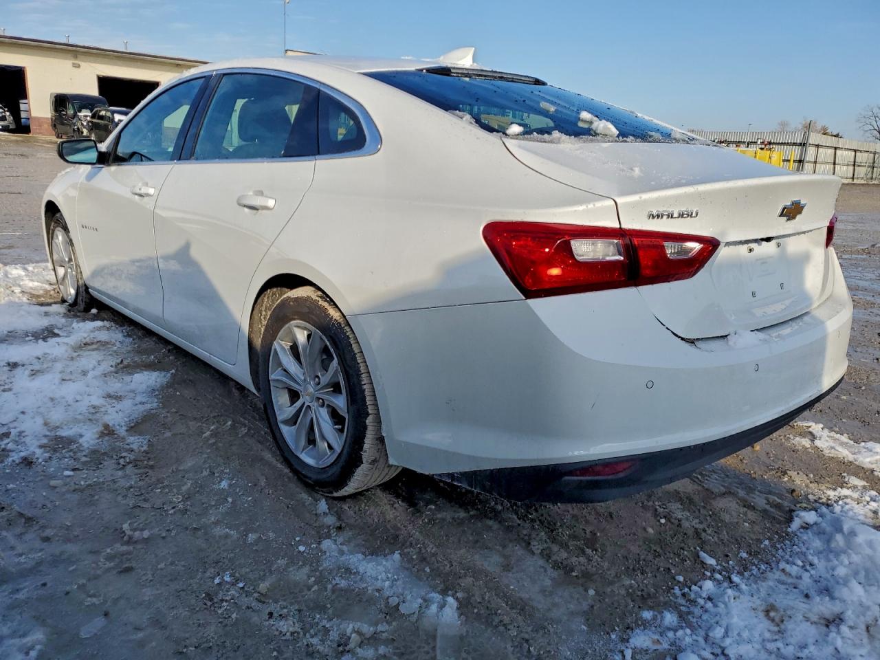 2024 CHEVROLET MALIBU LT photo 3