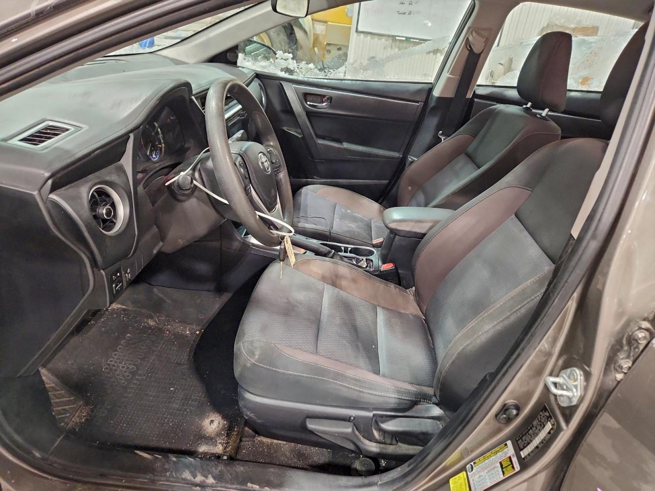 2018 TOYOTA COROLLA L photo 13