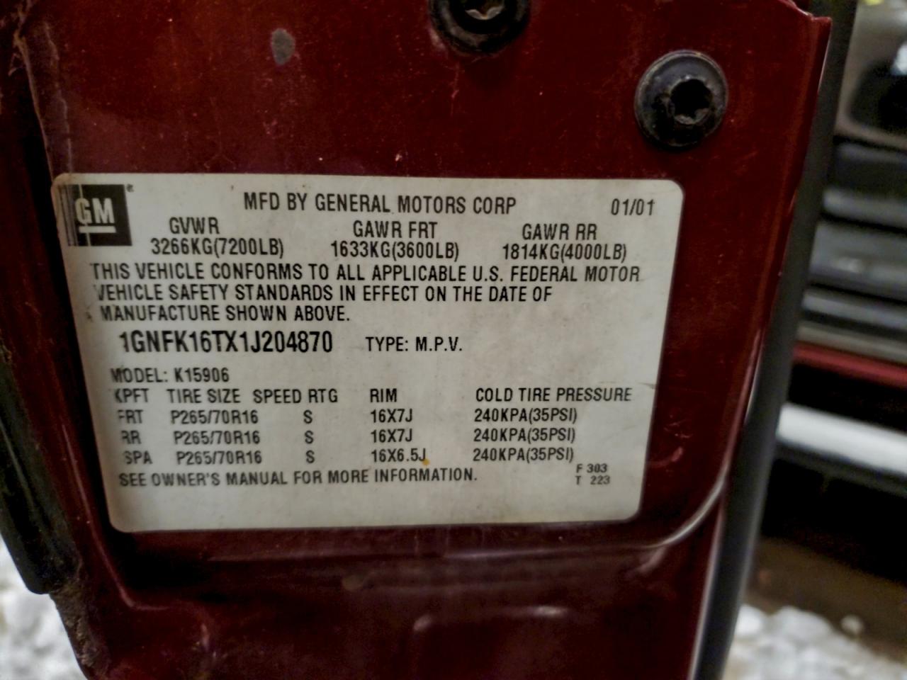 2001 CHEVROLET SUBURBAN K1500 photo 13