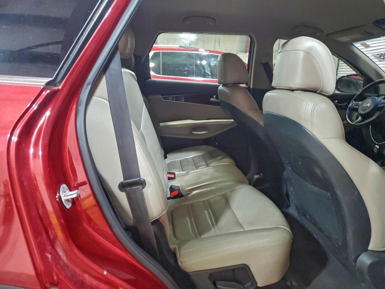 2017 KIA SORENTO LX photo 21