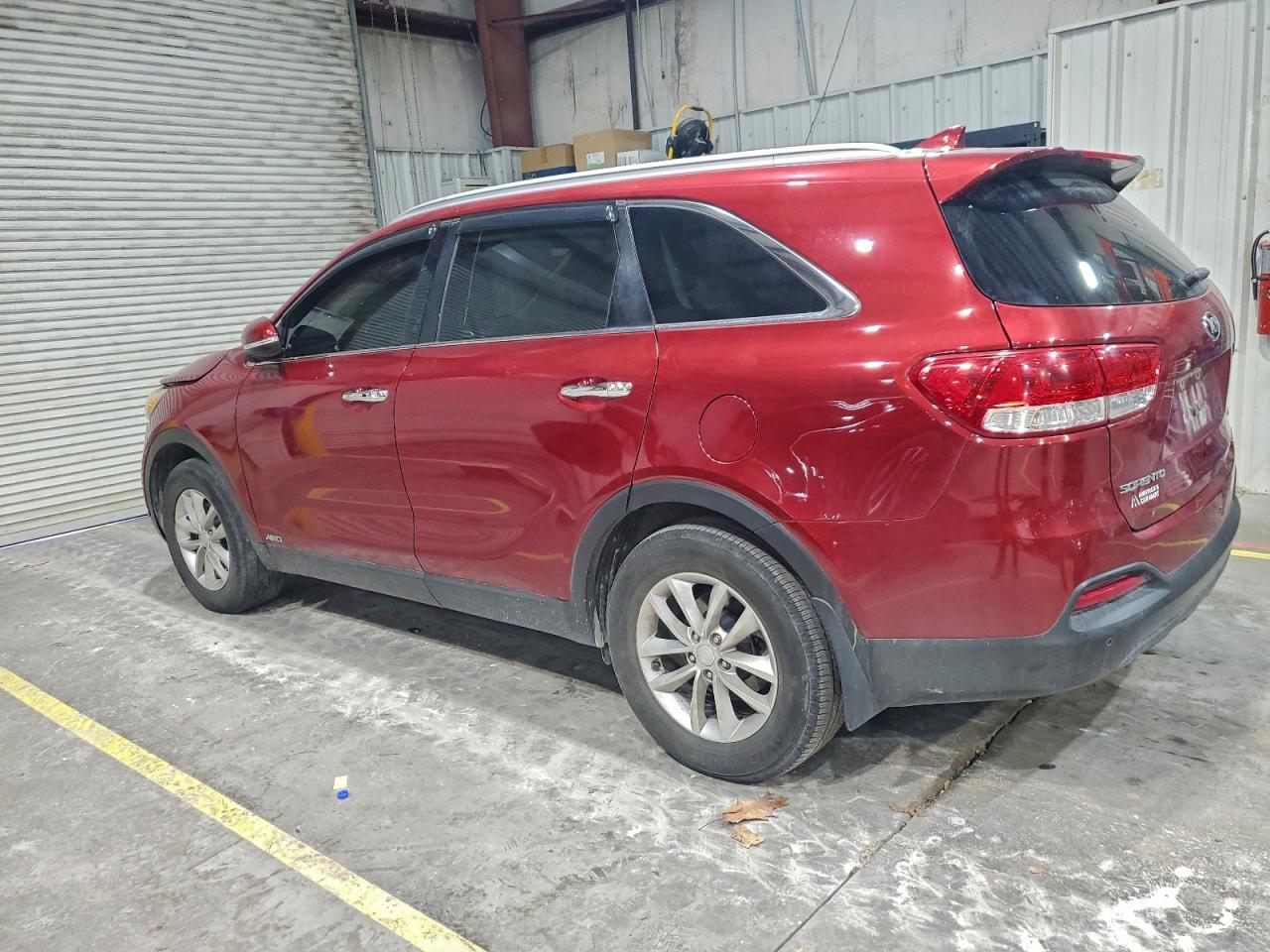 2017 KIA SORENTO LX photo 3