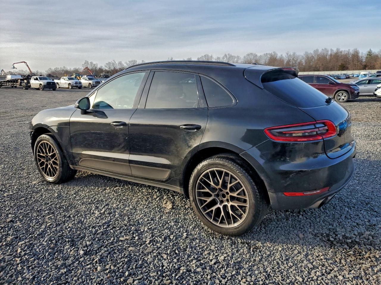 2017 PORSCHE MACAN S photo 3