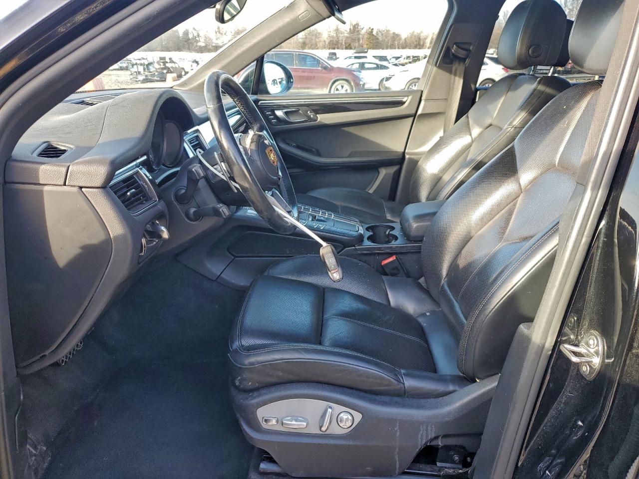 2017 PORSCHE MACAN S photo 13