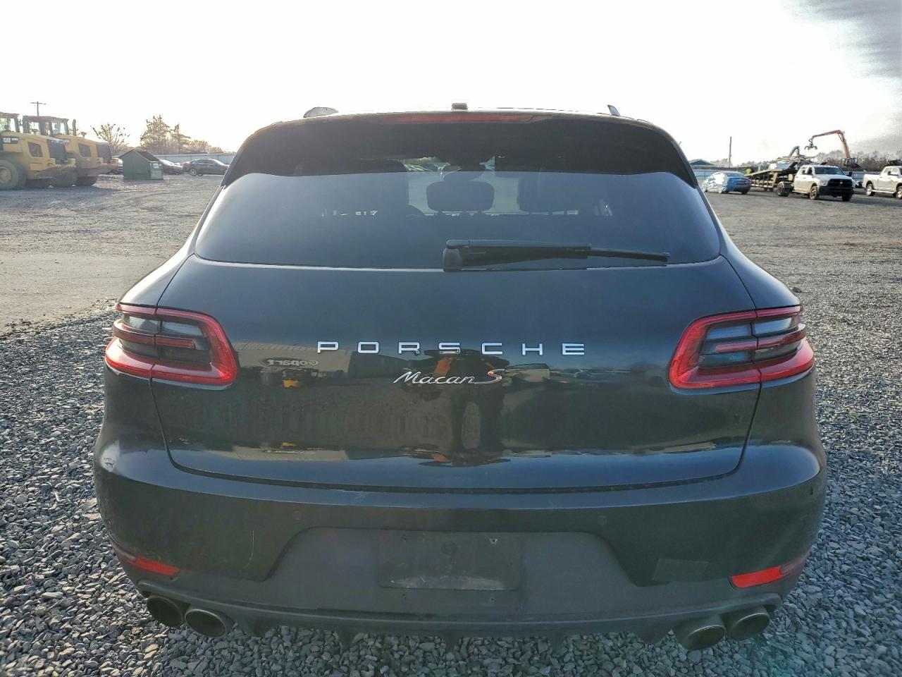 2017 PORSCHE MACAN S photo 11