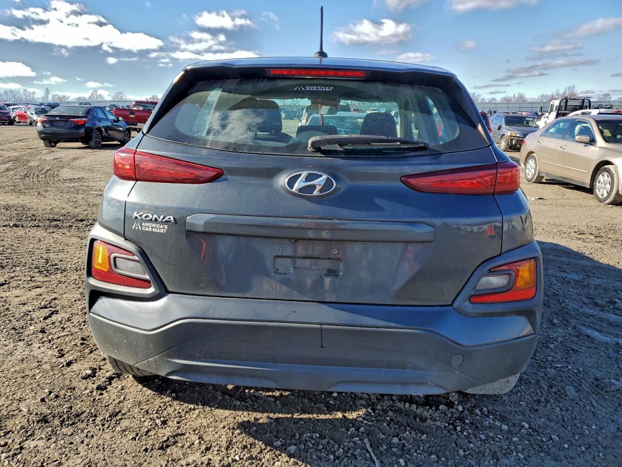 2020 HYUNDAI KONA SE photo 11