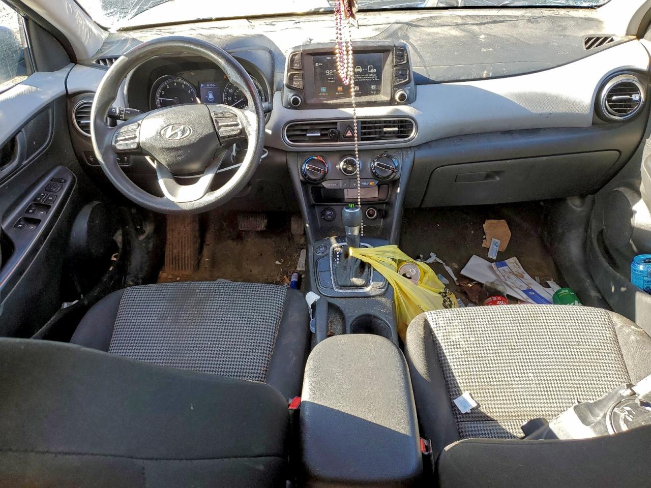 2020 HYUNDAI KONA SE photo 15