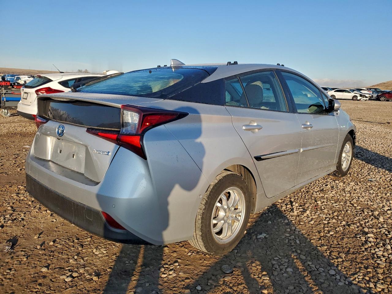 2019 TOYOTA PRIUS photo 5