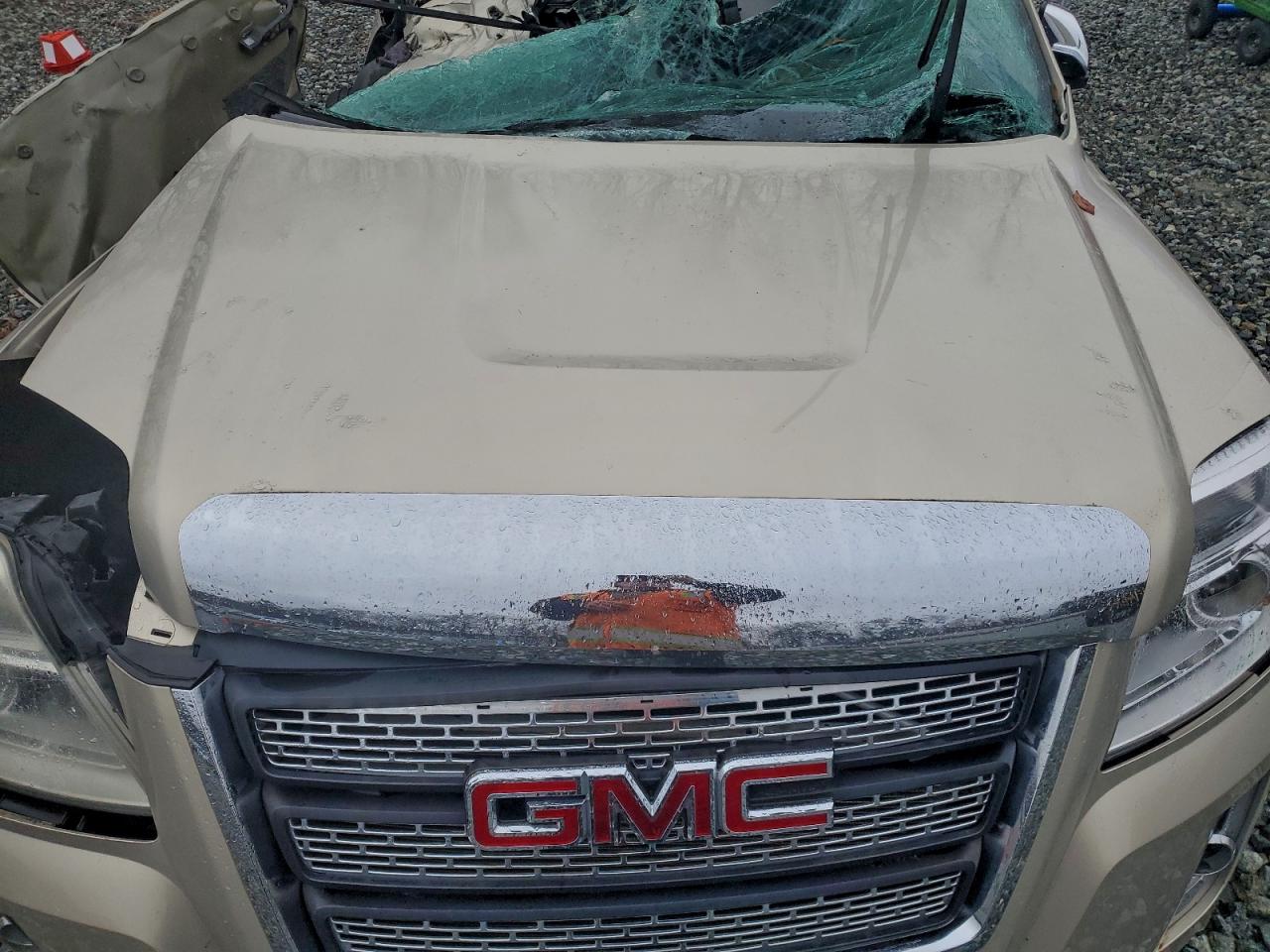 2012 GMC TERRAIN SLT photo 12