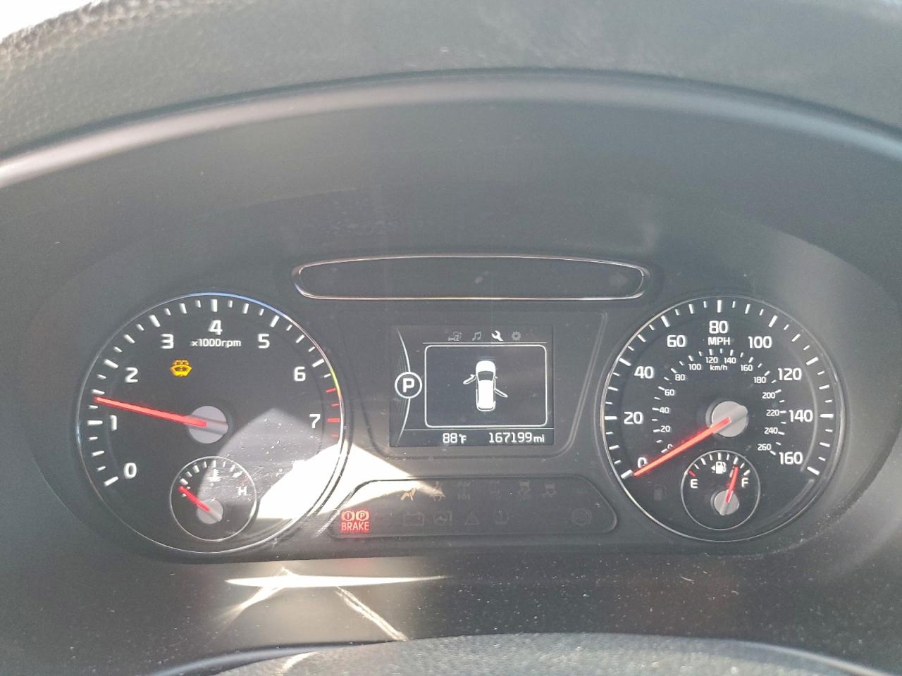 2017 KIA SORENTO LX photo 9