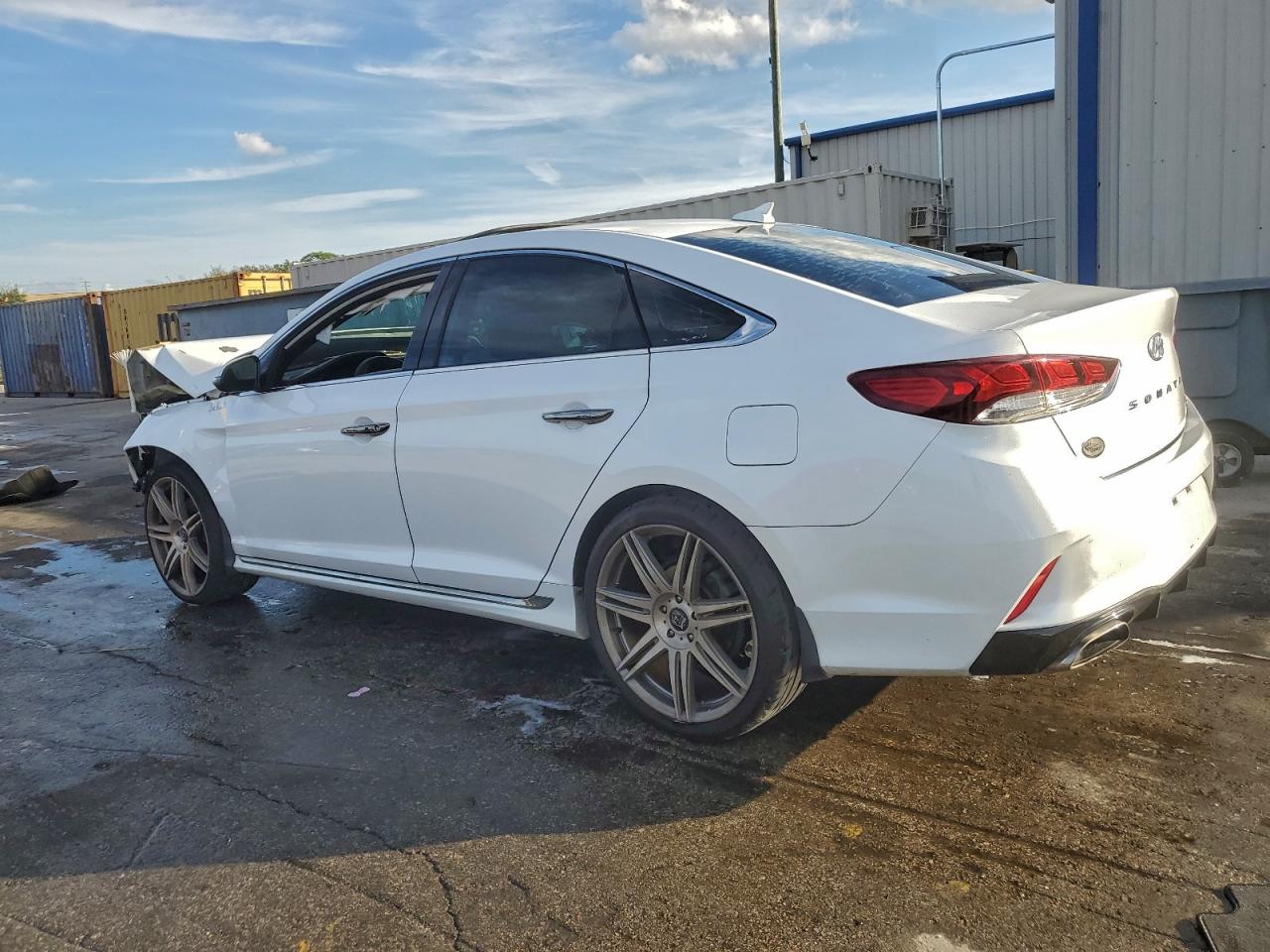 2018 HYUNDAI SONATA SPORT photo 3