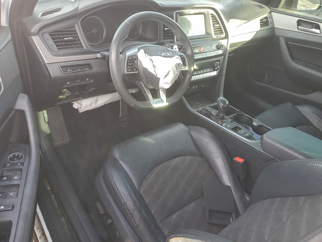 2018 HYUNDAI SONATA SPORT photo 15