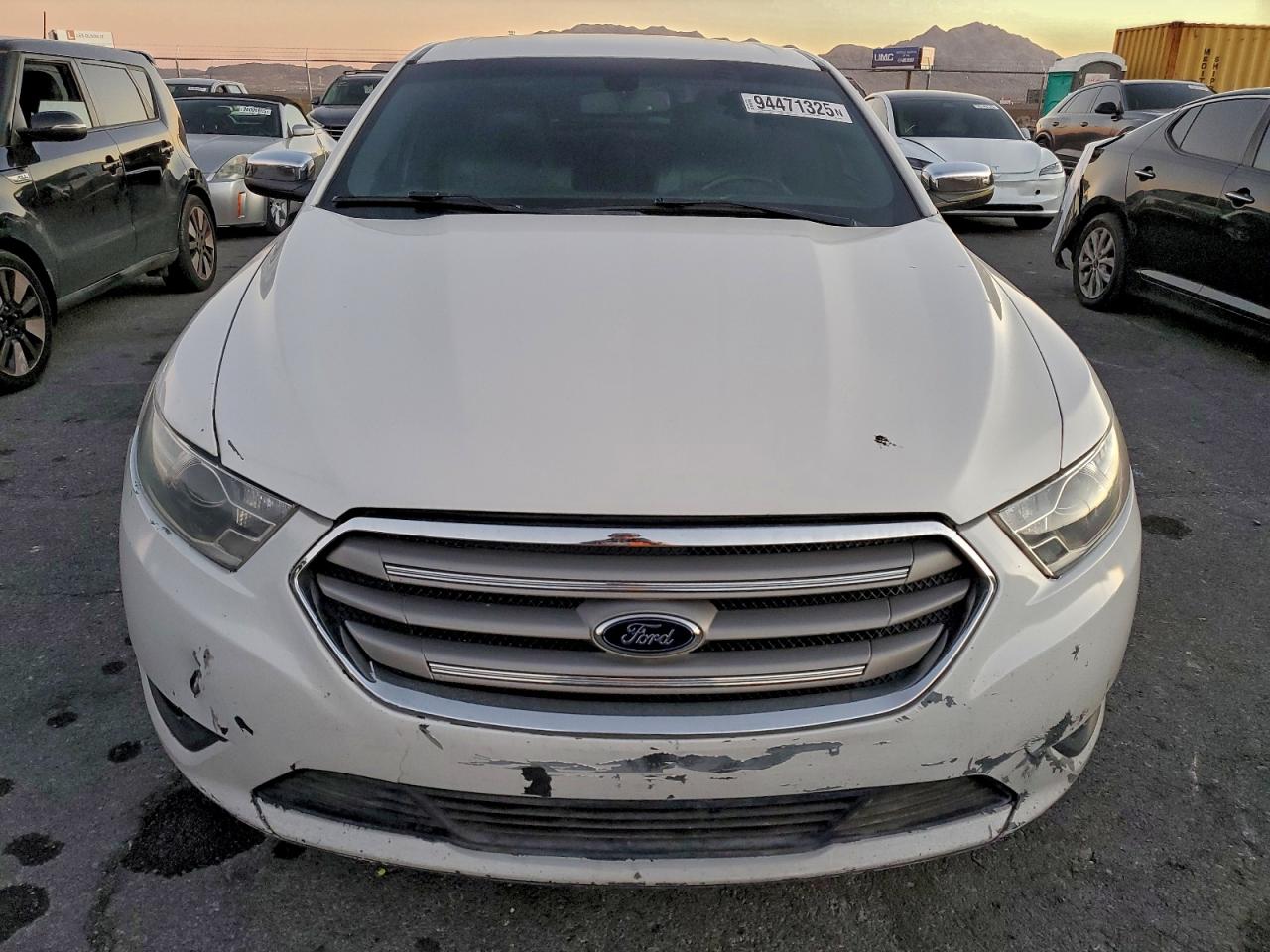2014 FORD TAURUS photo 5