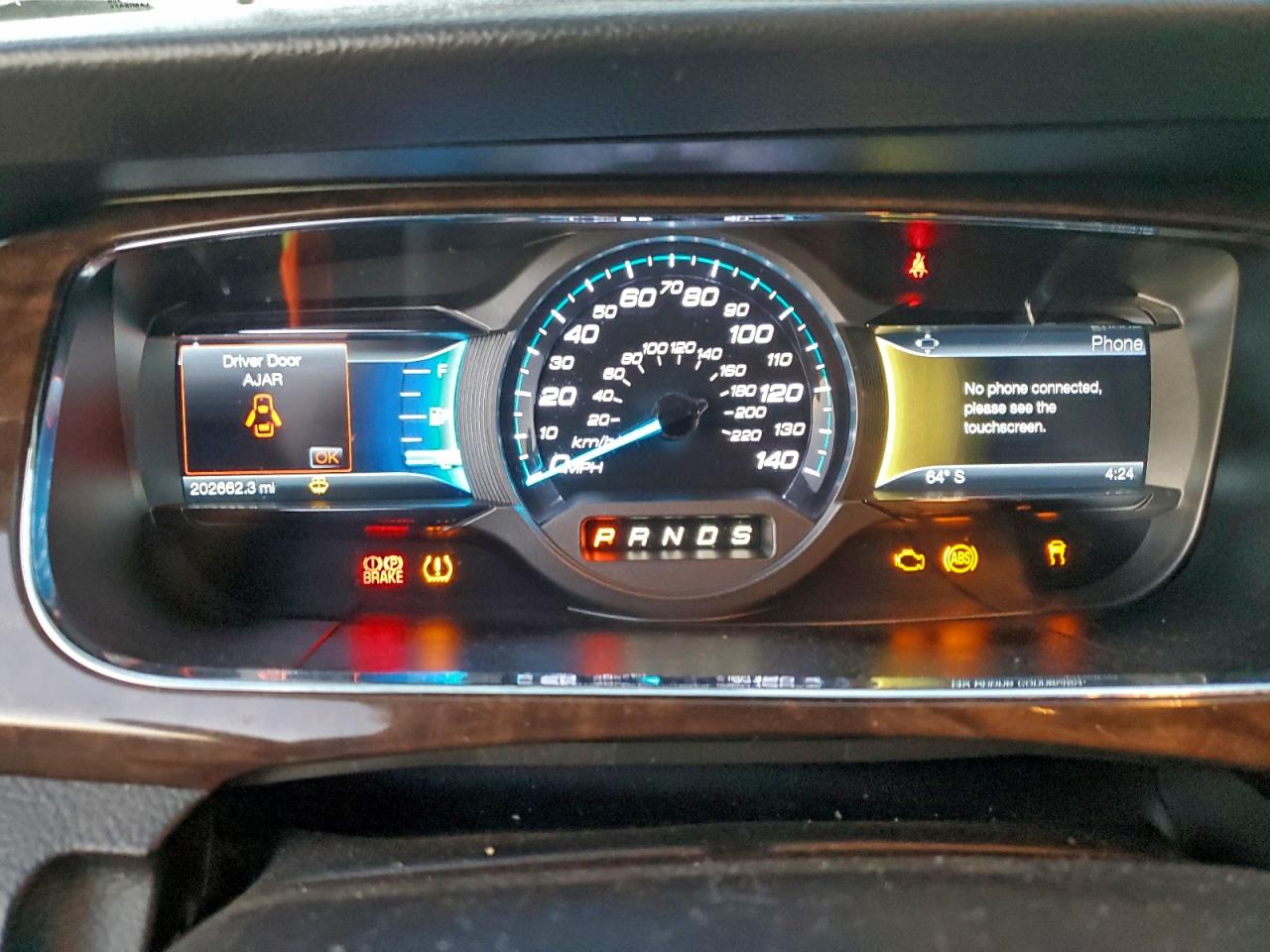 2014 FORD TAURUS photo 9