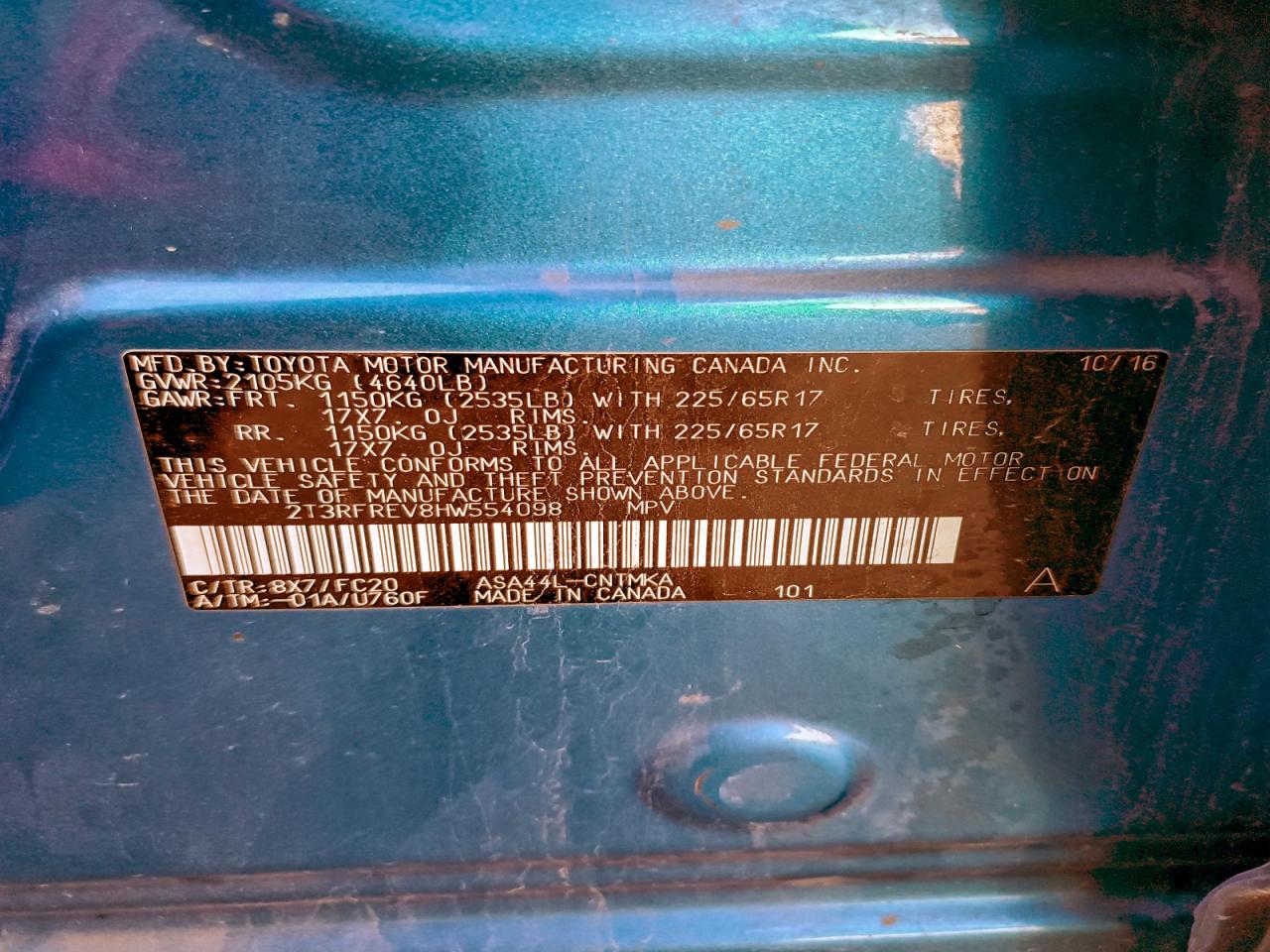 2017 TOYOTA RAV4 XLE photo 27