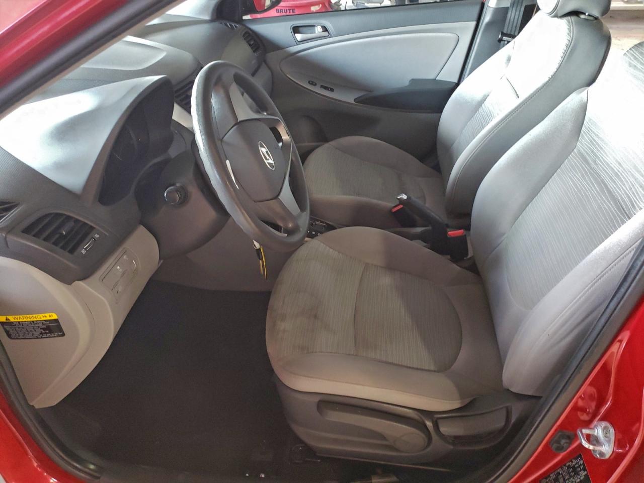 2016 HYUNDAI ACCENT SE photo 7