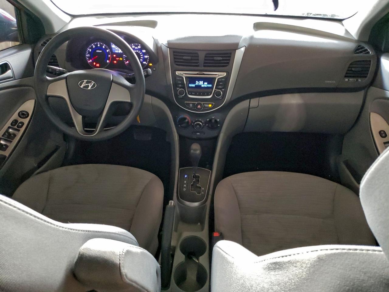 2016 HYUNDAI ACCENT SE photo 8