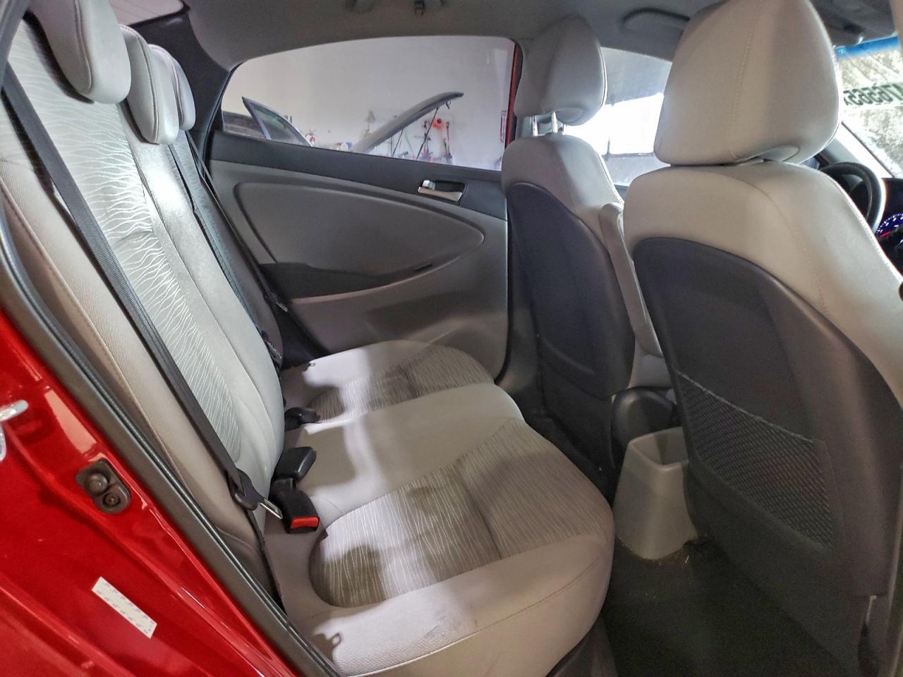 2016 HYUNDAI ACCENT SE photo 10