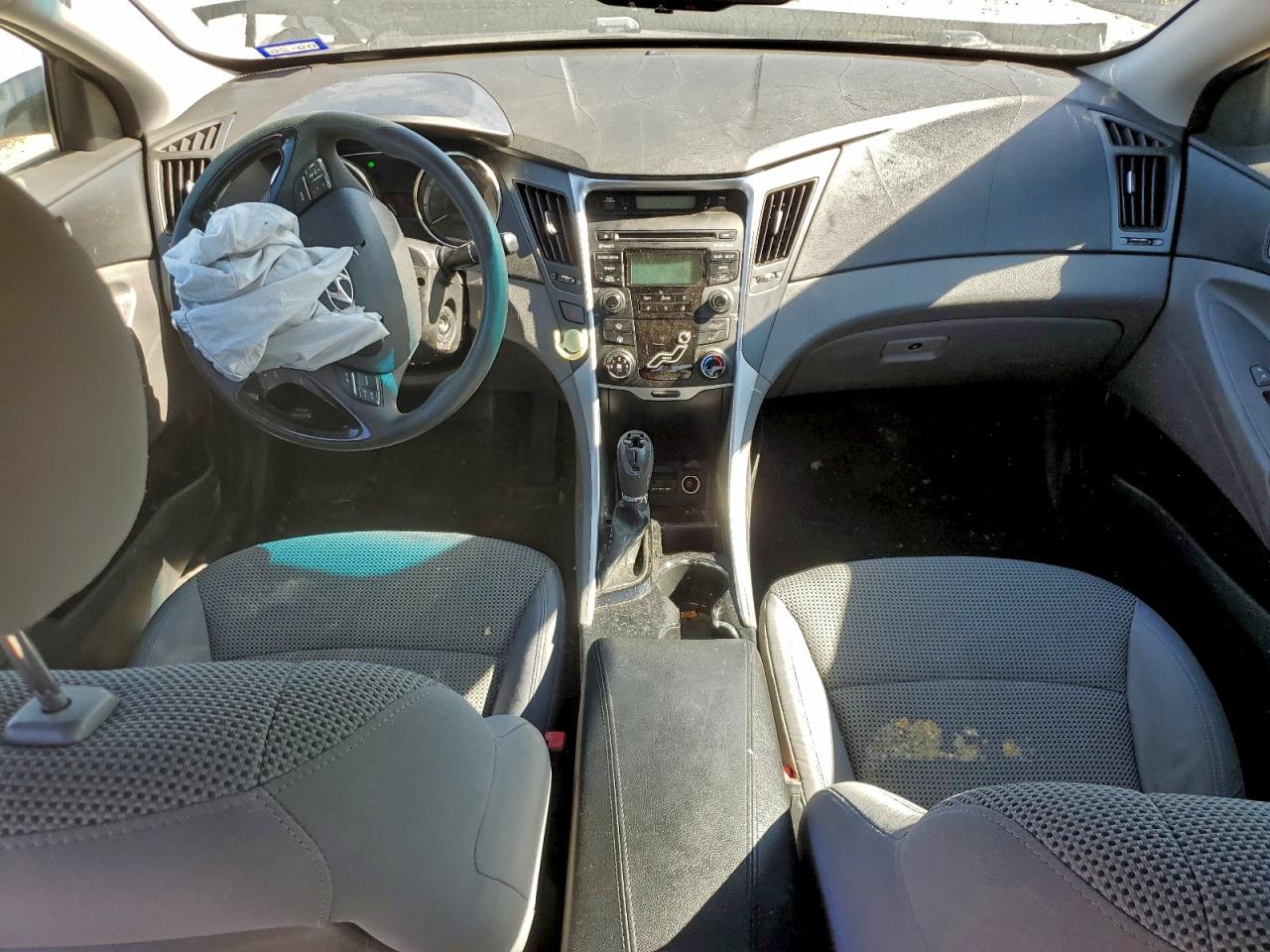 2013 HYUNDAI SONATA GLS photo 8