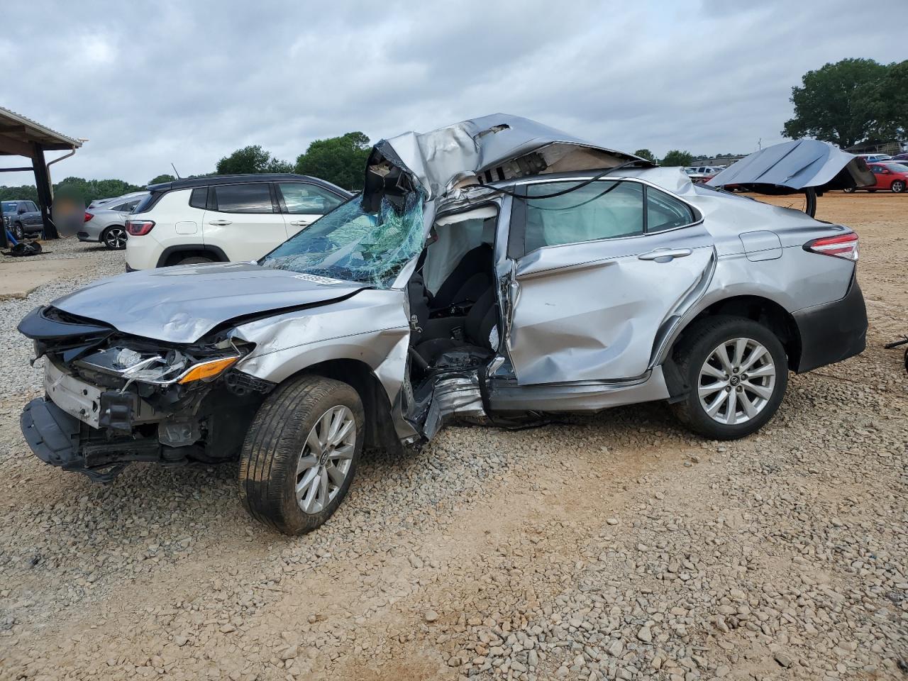 2019 TOYOTA CAMRY