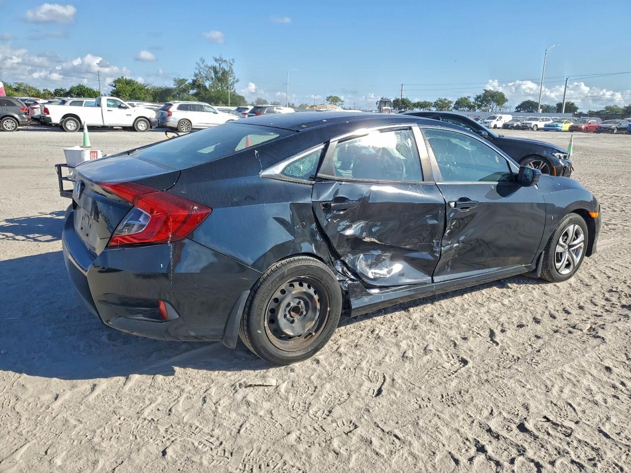 2017 HONDA CIVIC photo 5