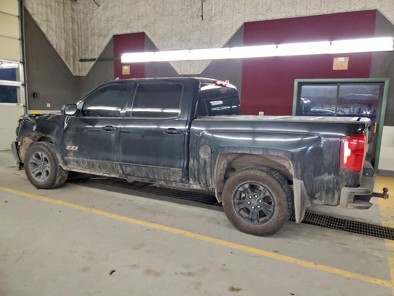 2017 CHEVROLET SILVERADO K1500 LTZ photo 4