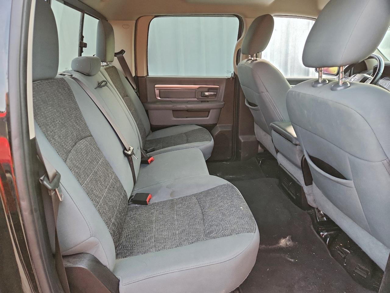 2019 RAM 1500 CLASSIC SLT photo 10