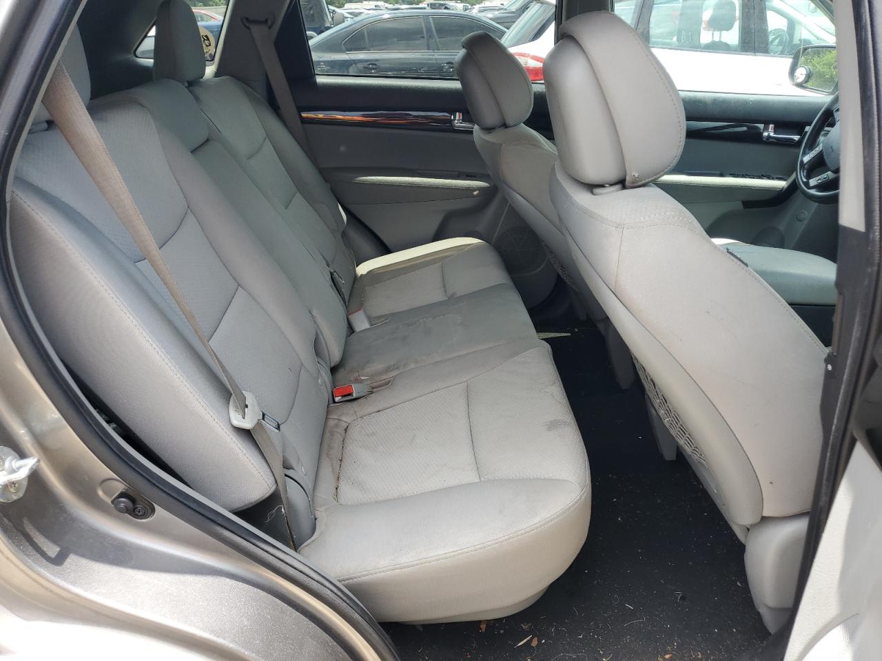 2012 KIA SORENTO photo 11