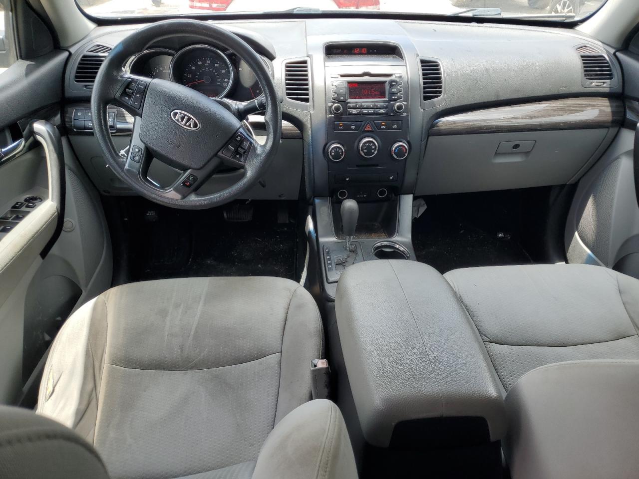 2012 KIA SORENTO photo 8