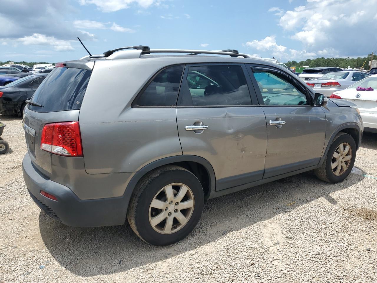 2012 KIA SORENTO photo 3