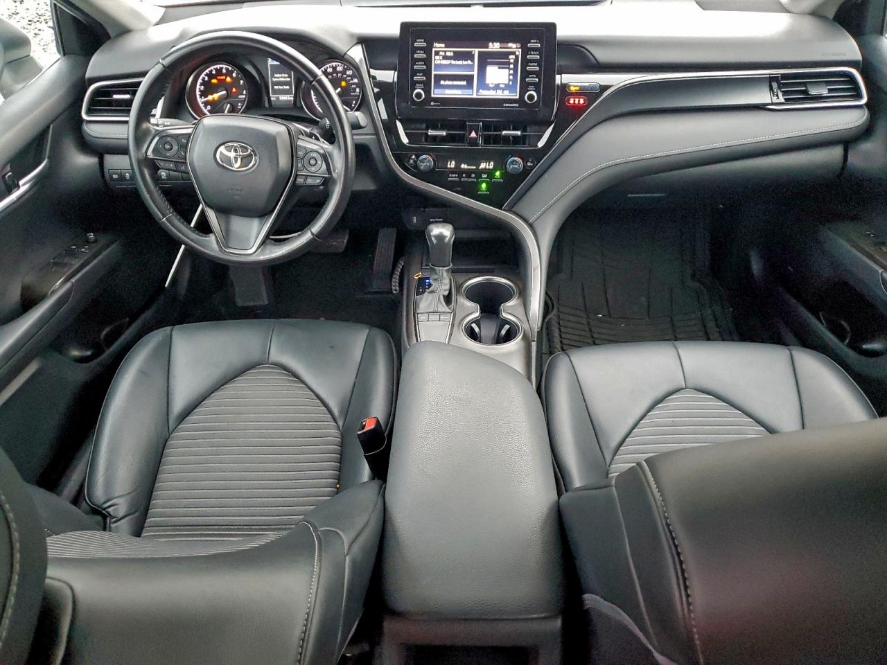 2022 TOYOTA CAMRY SE photo 8
