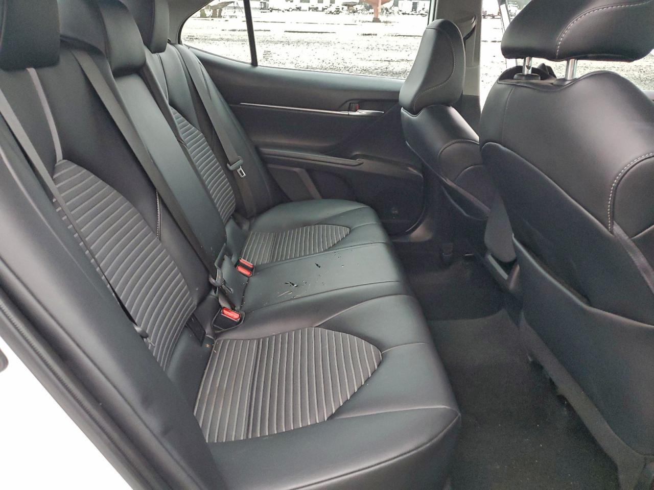 2022 TOYOTA CAMRY SE photo 10