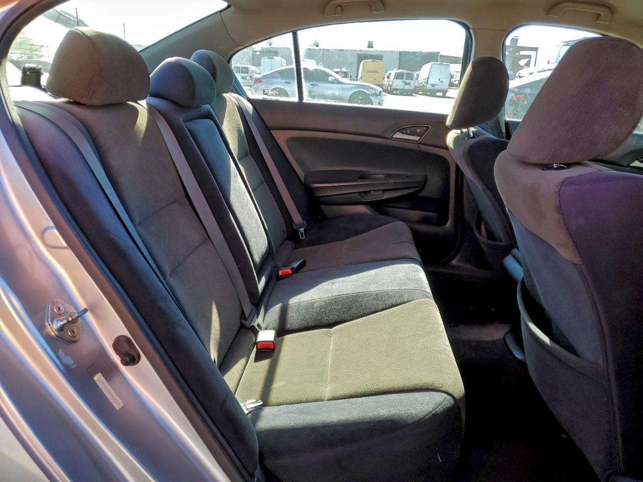 2008 HONDA ACCORD photo 19