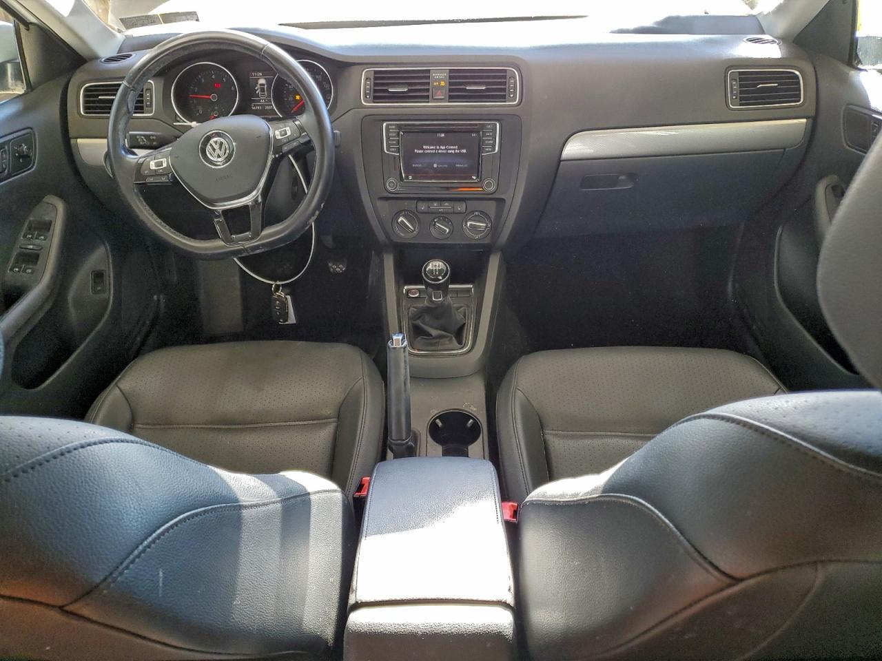 2017 VOLKSWAGEN JETTA SE photo 22