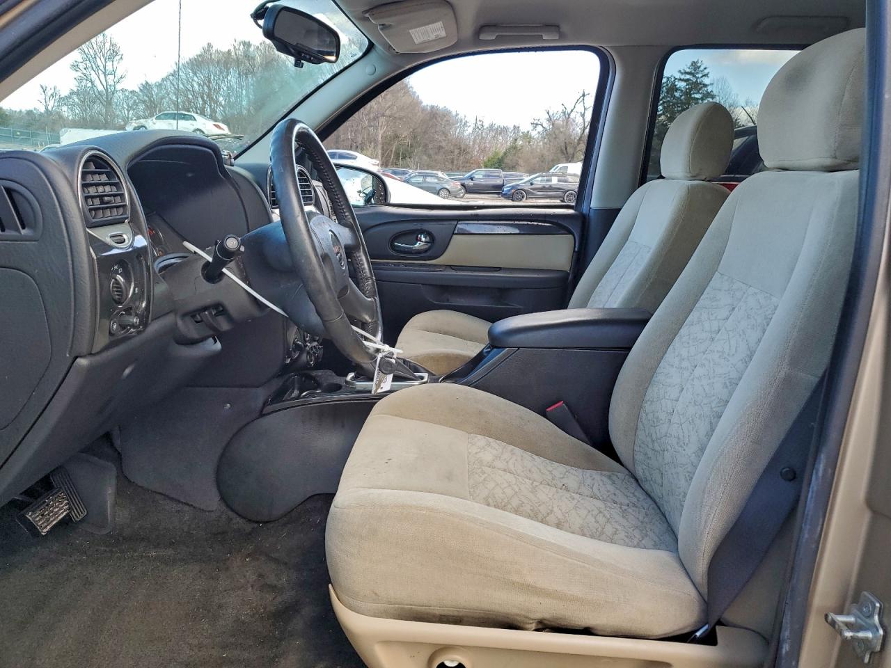2005 GMC ENVOY photo 7
