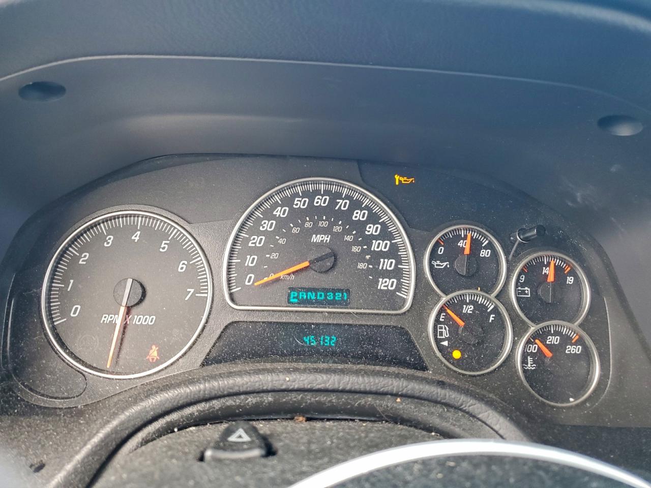 2005 GMC ENVOY photo 9