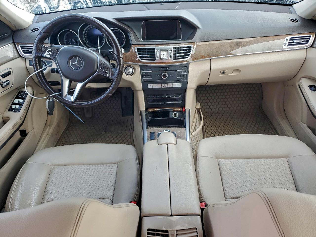 2016 MERCEDES-BENZ E 350 4MATIC photo 8