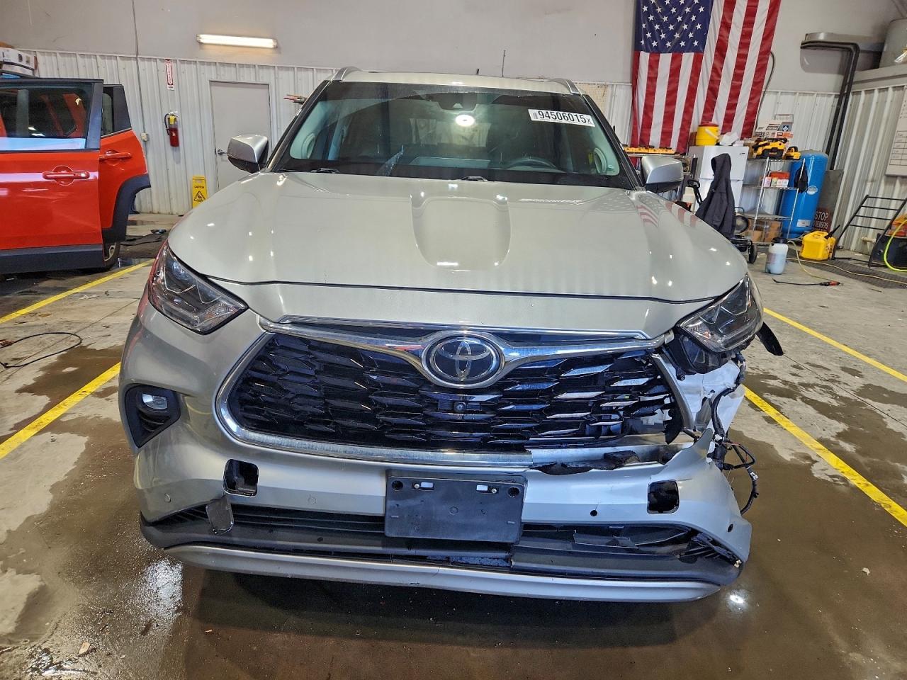 2020 TOYOTA HIGHLANDER PLATINUM photo 5