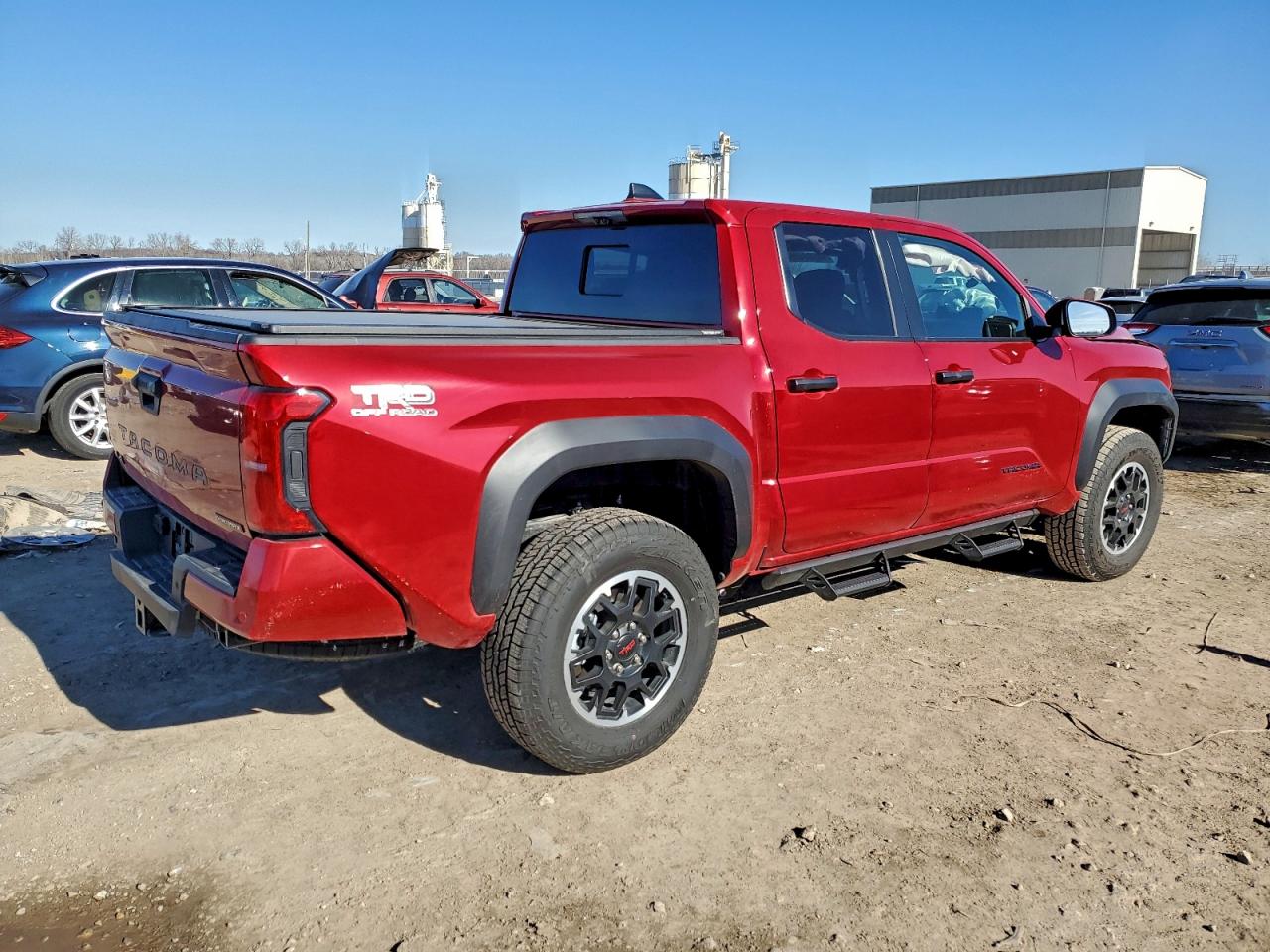 2025 TOYOTA TACOMA DOUBLE CAB photo 3