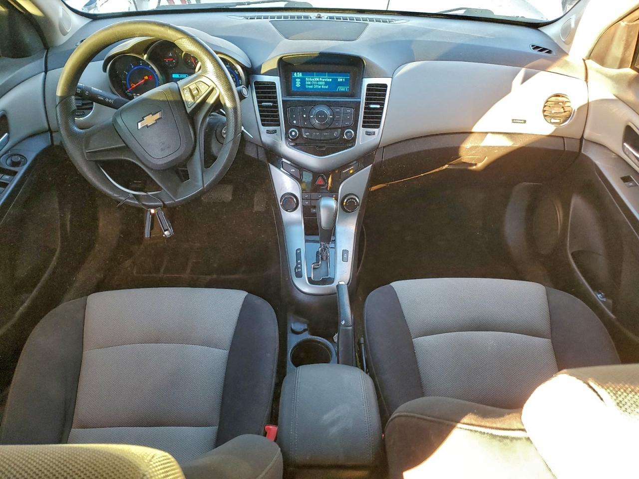 2016 CHEVROLET CRUZE LIMITED LS photo 8
