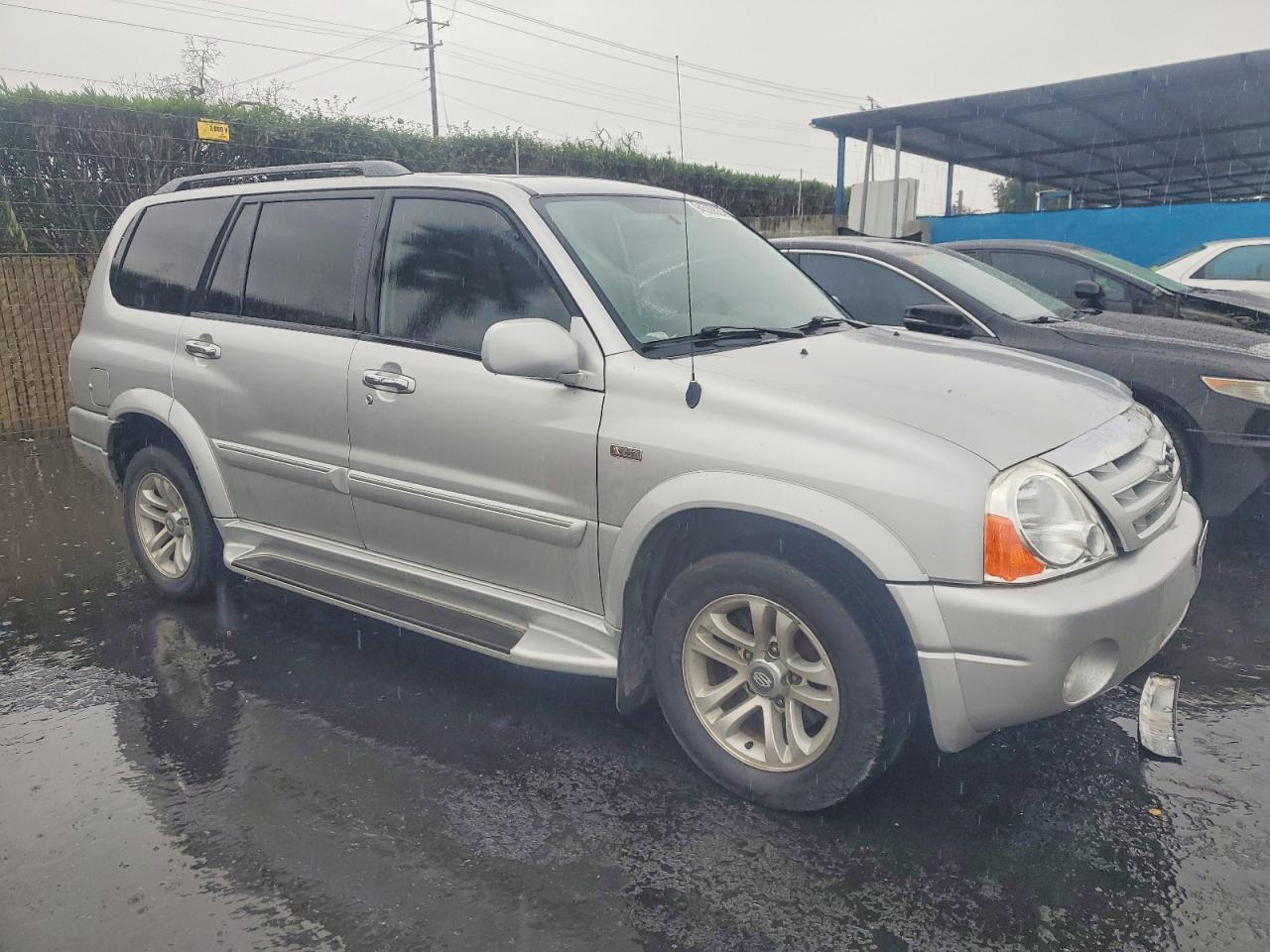 2004 SUZUKI XL7 EX photo 4