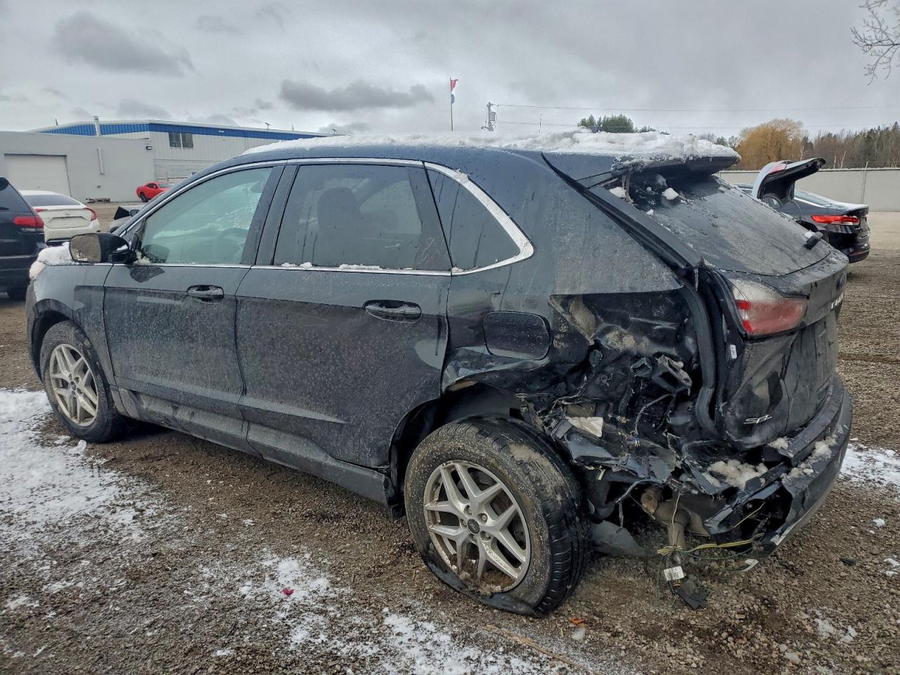 2024 FORD EDGE photo 3
