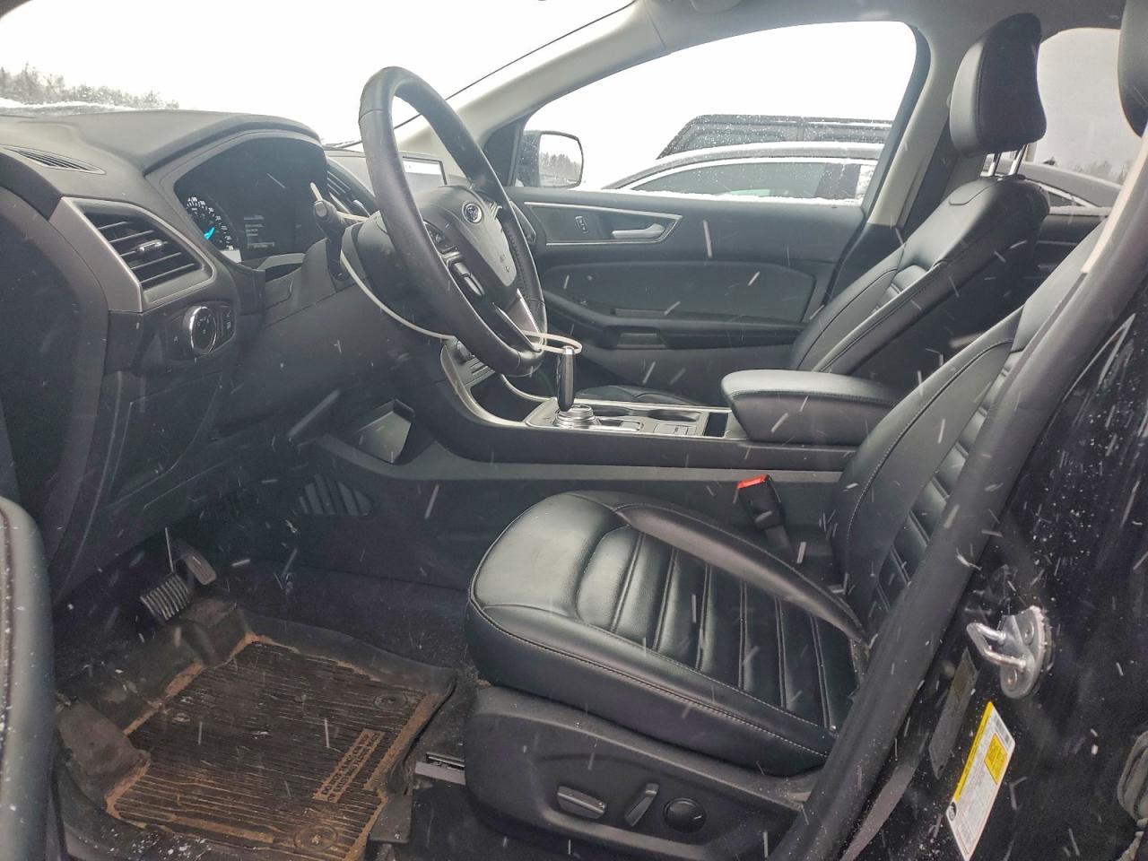 2024 FORD EDGE photo 13