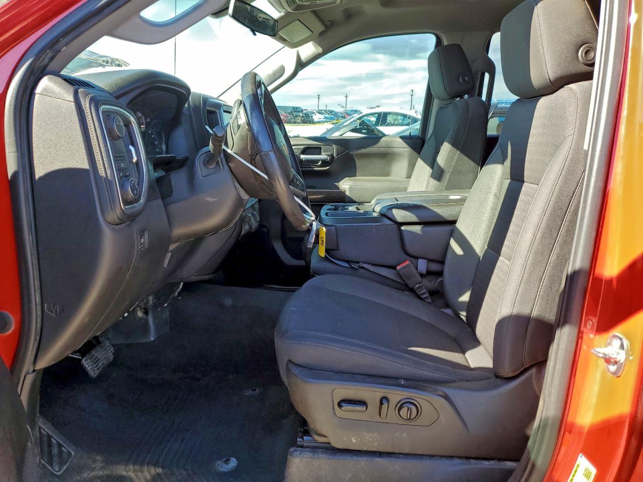 2020 CHEVROLET SILVERADO C1500 LT photo 13