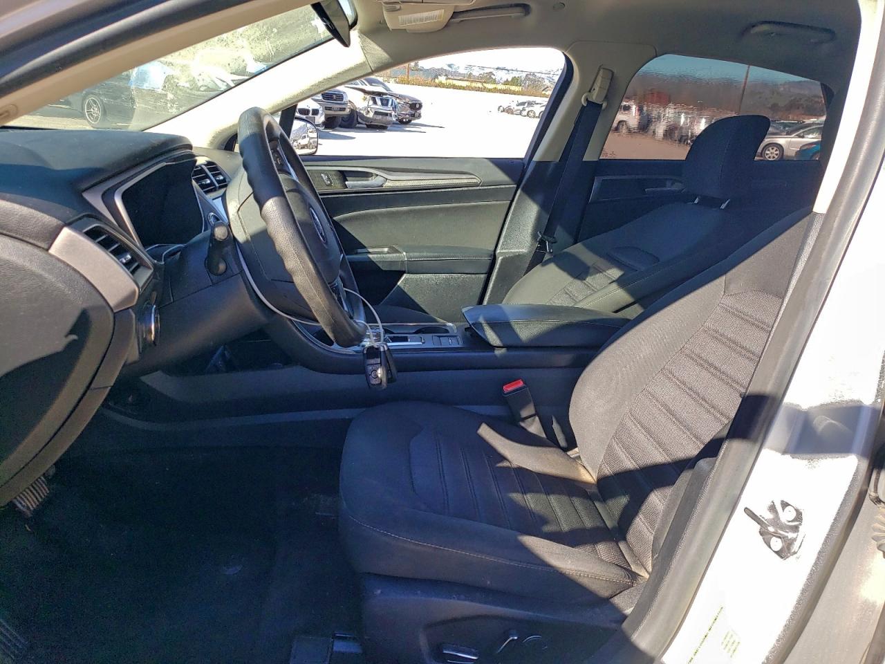 2017 FORD FUSION SE HYBRID photo 7
