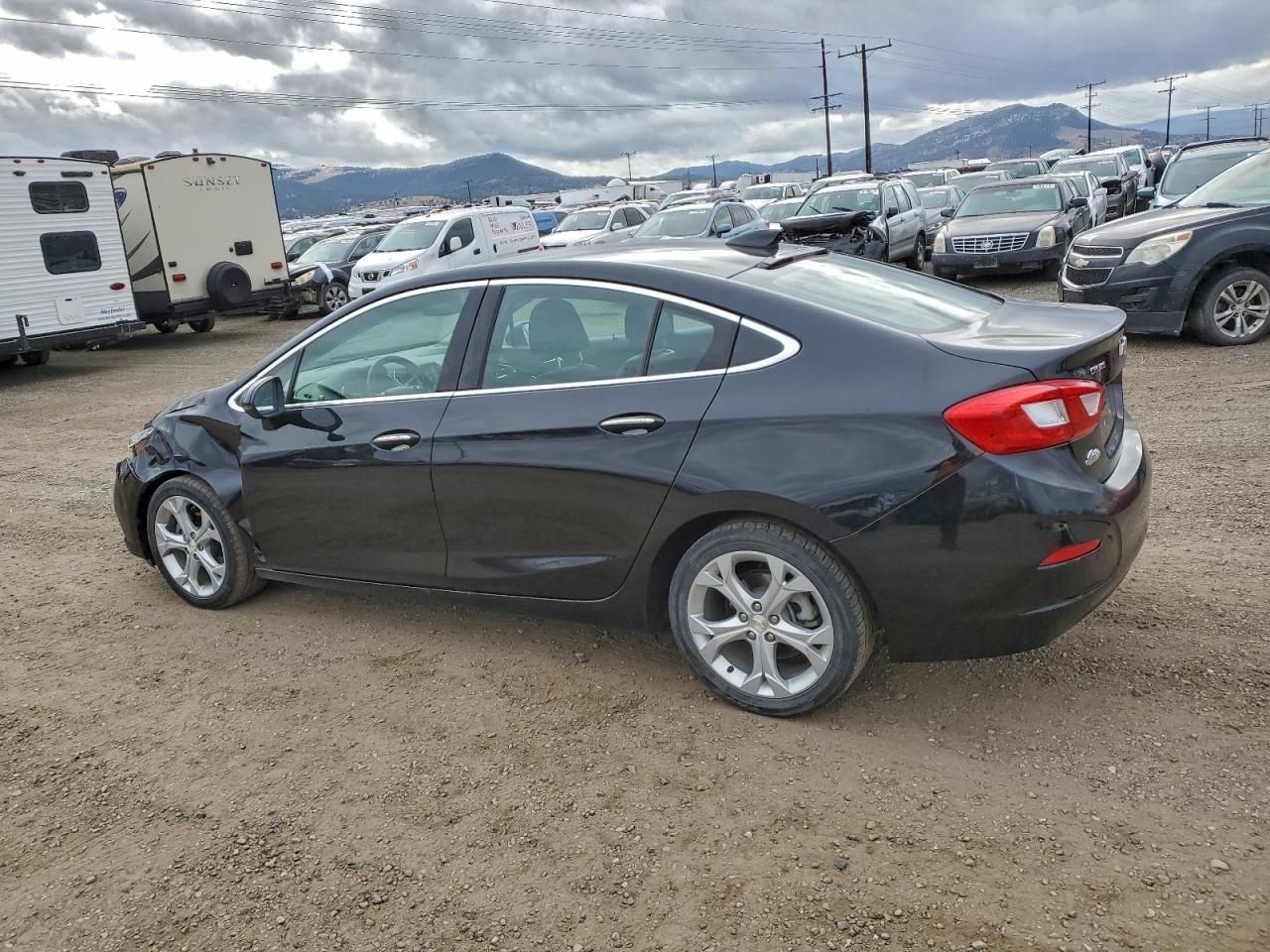 2017 CHEVROLET CRUZE PREMIER photo 4