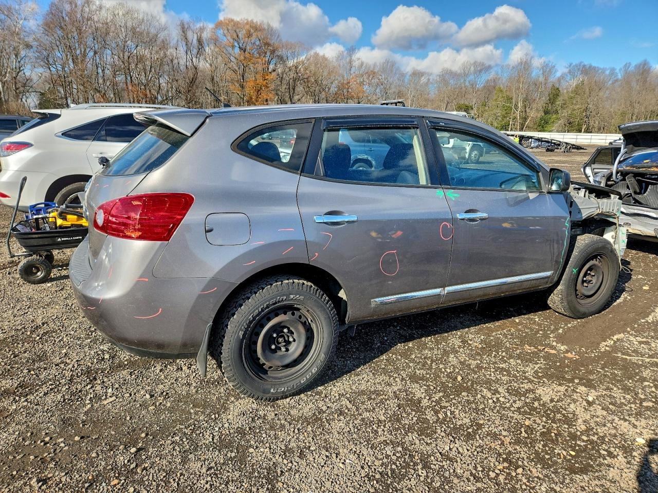 2011 NISSAN ROGUE S photo 3
