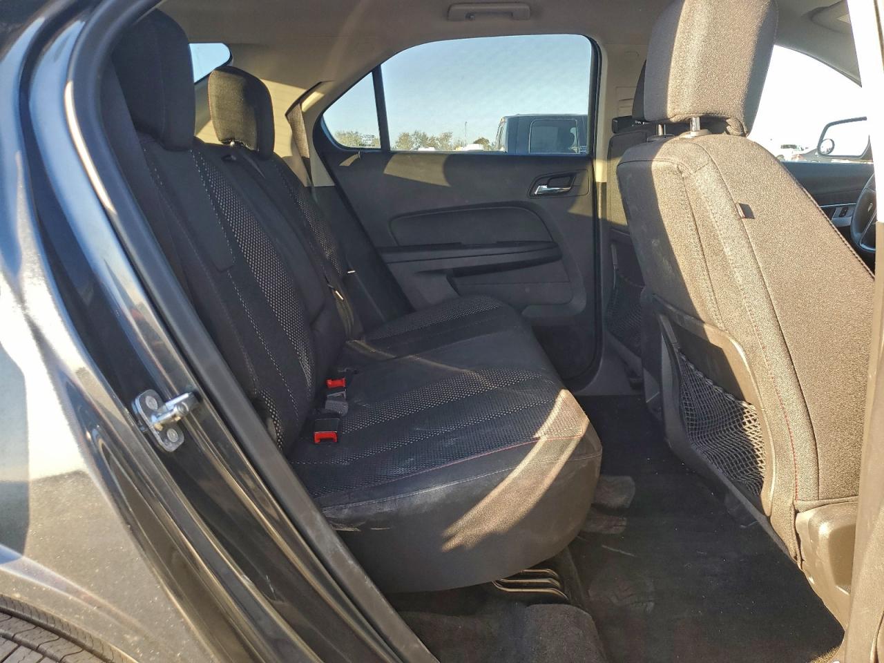 2017 CHEVROLET EQUINOX LS photo 11