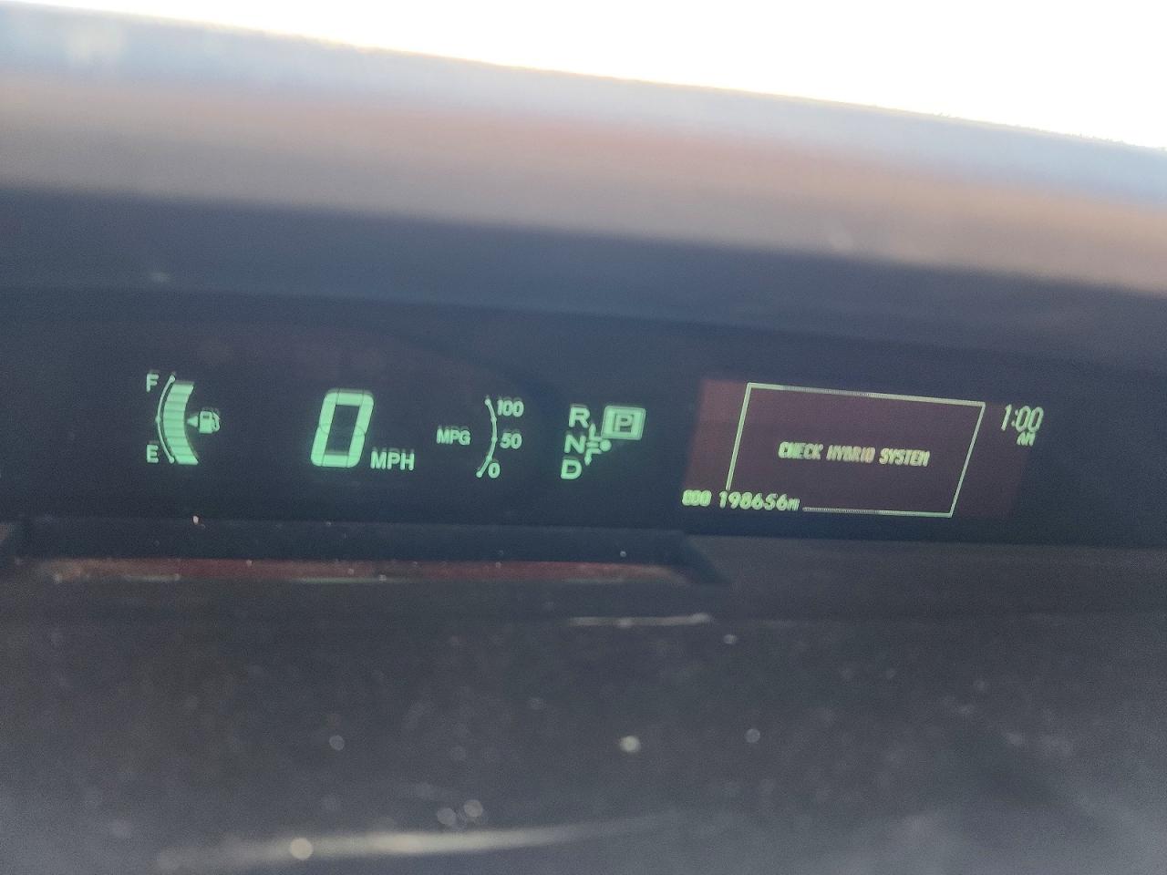 2011 TOYOTA PRIUS THREE photo 9