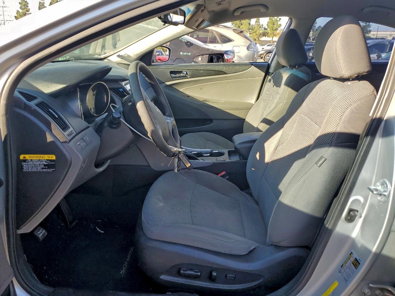 2013 HYUNDAI SONATA GLS photo 13